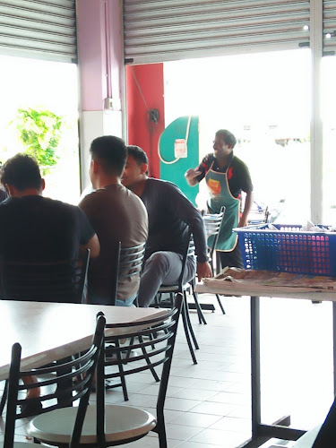 Comentarii opinii despre Yasmin Cafe