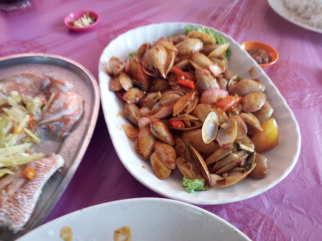 Comentarii opinii despre Kedai Makanan Laut Kuala Kurau Sunset Seafood