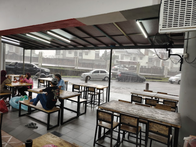 Jalan Aerobik 13/43, Seksyen 13, 40100 Shah Alam, Selangor