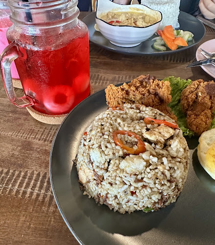 Comentarii opinii despre Sambal & Style