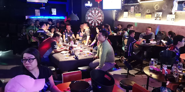 On The Way Pub & Bar Lounge