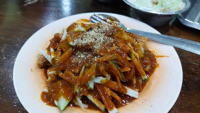 Opinii despre ROJAK N CENDOL PADANG IPOH în Ipoh - Gastronomi dan perhotelan