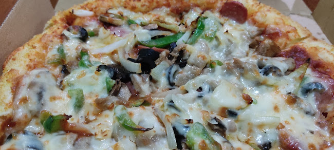 Domino's Titiwangsa - Gastronomi dan perhotelan