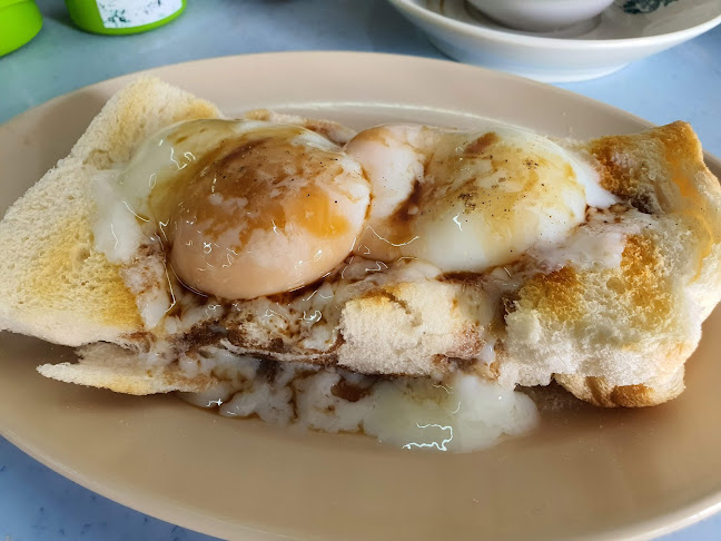 Opinii despre Kedai Kopi Sebelas în Shah Alam - Gastronomi dan perhotelan