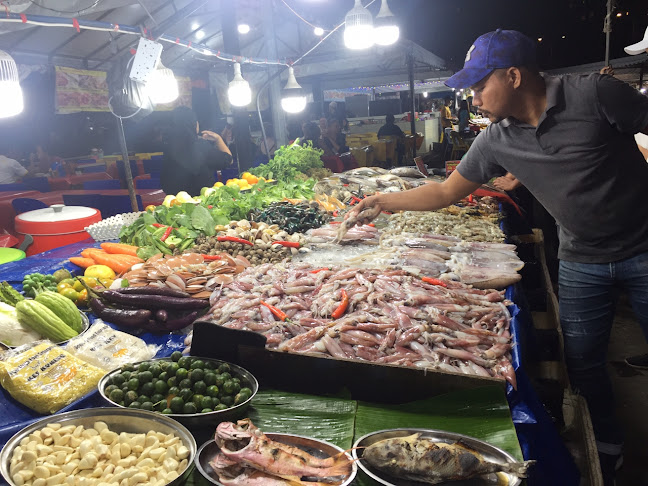 Opinii despre Hajah nurkasih seafood în Kota Kinabalu - Gastronomi dan perhotelan