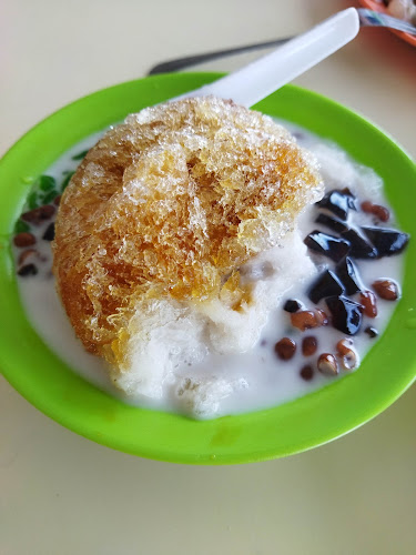 Pusat Makanan Dan Rekreasi Padang Song Kheng Hai