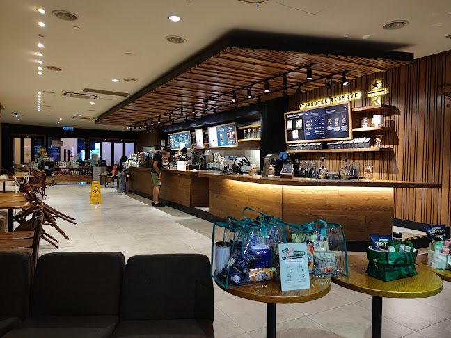 Starbucks Reserve - Sunway Pyramid