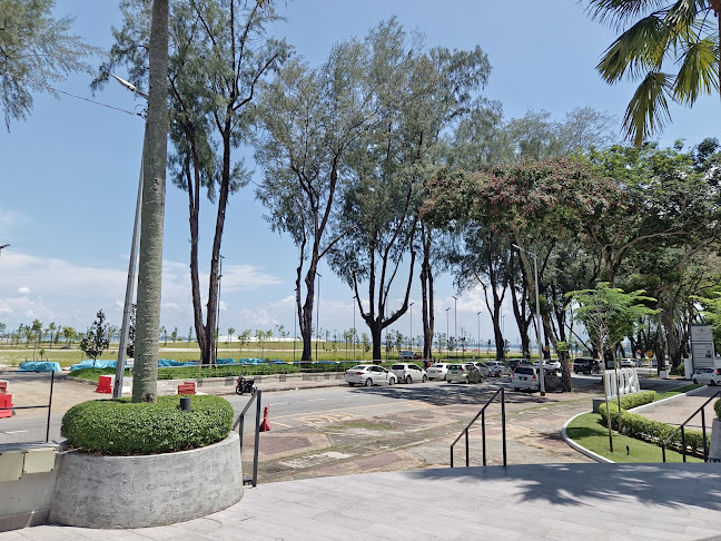 The Coffee Bean & Tea Leaf - George Town