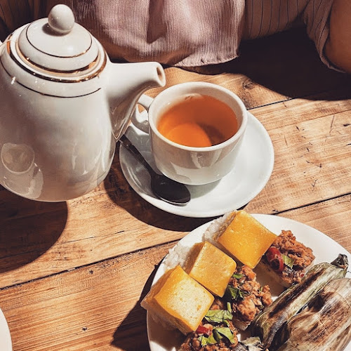 Opinii despre Kueh Cafe Seksyen 13 în Shah Alam - Gastronomi dan perhotelan