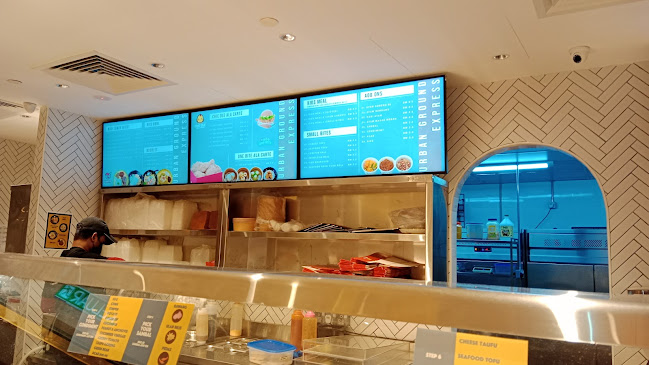 Lot F223, Level 2, Suria KLCC, City Centre, 50088 Kuala Lumpur