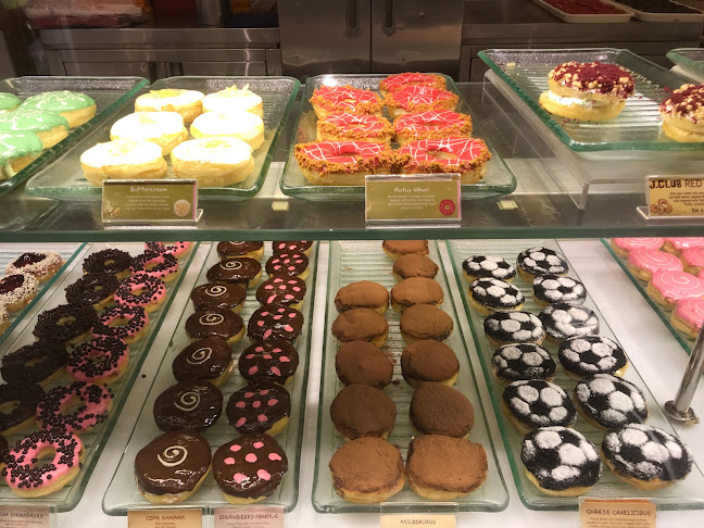 J.CO Donuts & Coffee