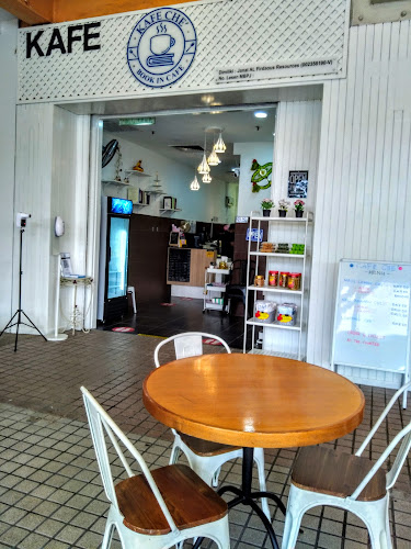 Kafe Che' - Gastronomi dan perhotelan