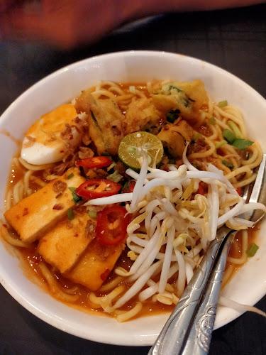 Comentarii opinii despre Warung Rumah Merah