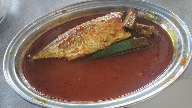 Comentarii opinii despre Haji Isenin Restoran Kari Kepala Ikan & Asam Pedas Semabok Melaka