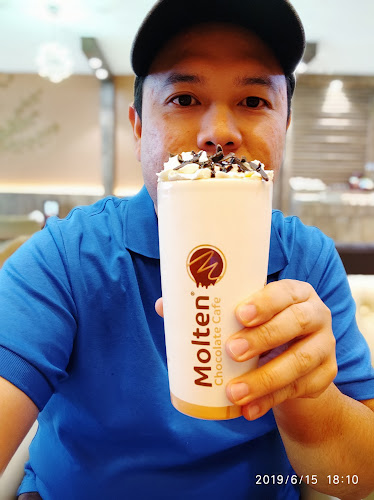 100, Jalan SS 21/39, Damansara Utama, 47400 Petaling Jaya, Selangor