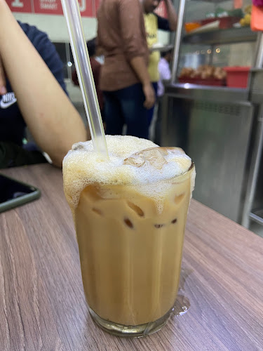 Comentarii opinii despre Al-Baik Di Bistro Restaurant