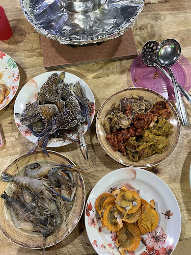 Opinii despre Dapoq Cikgu Steamboat and Grill Buffet în Putrajaya - Gastronomi dan perhotelan