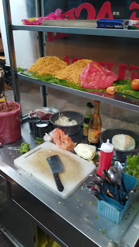 Mie Aceh Waroeng Kuta Radja - Gastronomi dan perhotelan