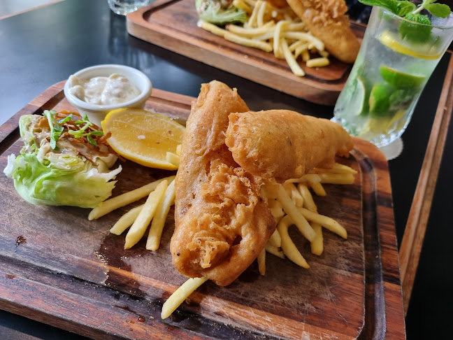 Comentarii opinii despre Naj & Belle Cafe Bangsar