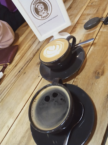 Comentarii opinii despre Coffee Squad Cafe