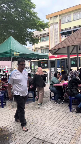 NASI KANDAR KAPITAN MAJU - Gastronomi dan perhotelan