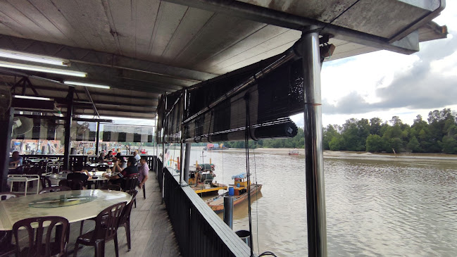 Rasa Sayang Seafood 筷乐小筑 - Kuala Sepetang