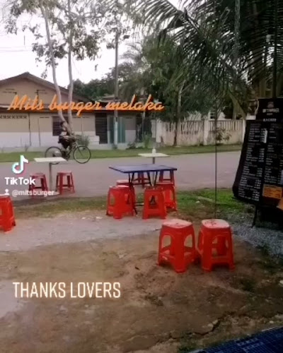 Mits Burger Melaka Baru - Batu Berendam