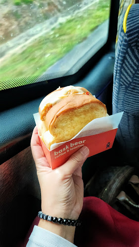 Bask Bear Coffee - Gastronomi dan perhotelan