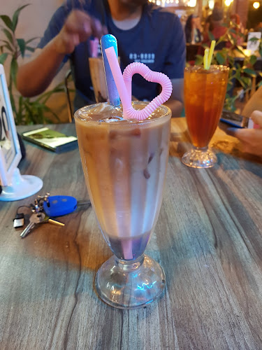 Opinii despre The Cave Restaurant în Johor Bahru - Gastronomi dan perhotelan