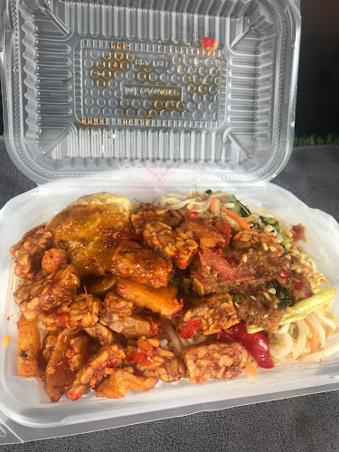 Comentarii opinii despre R Aida Tomyam