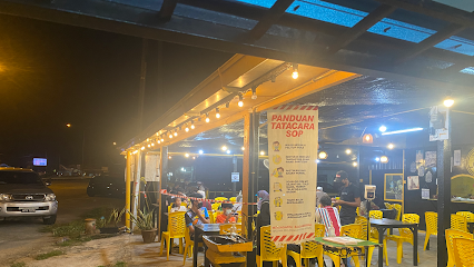 Kedai Makan Tepi Jalan