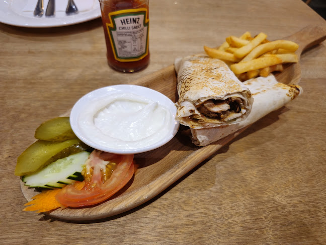 Go Tarbush Restaurant - Gastronomi dan perhotelan