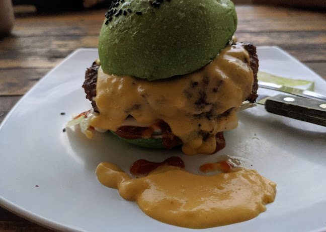 LA Burger Kukus Bakar - Taiping