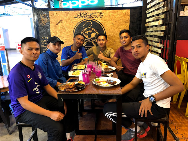 Wan's Cafe - Gastronomi dan perhotelan