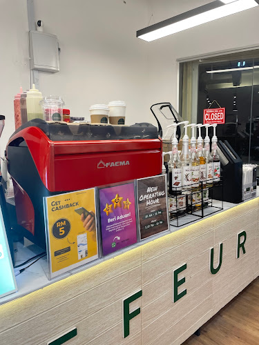 Coffeur Kuala Lipis - Gastronomi dan perhotelan