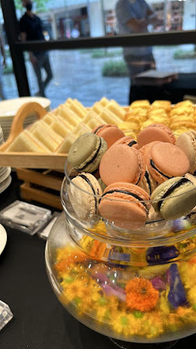 Sunrise, 68-18-1, Gurney, Persiaran Gurney, 10250 George Town, Pulau Pinang