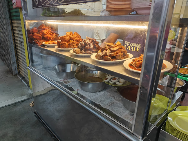 Restoran SMR Nasi Lemak Royale - Gastronomi dan perhotelan