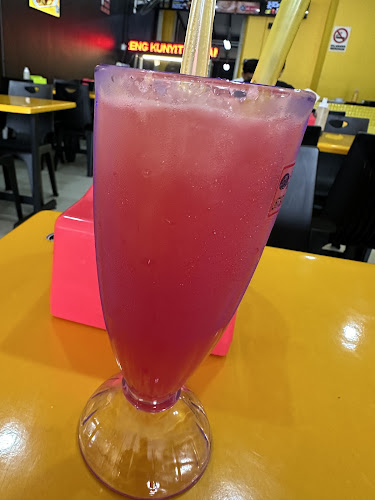 Comentarii opinii despre Restoran Azhar Station Ayam Goreng Kunyit (Putrajaya)