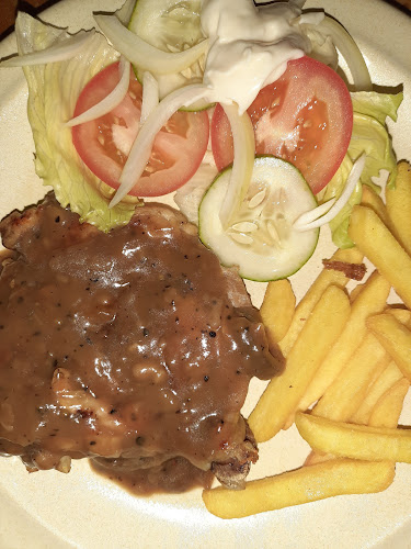 Opinii despre Rueben's Bistro and Pub în Subang Jaya - Gastronomi dan perhotelan