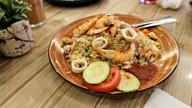 Sitiawan Strawberry Kafe