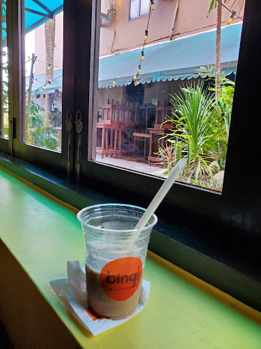Opinii despre Bing! Coffee @ Jln Padungan în Kuching - Gastronomi dan perhotelan