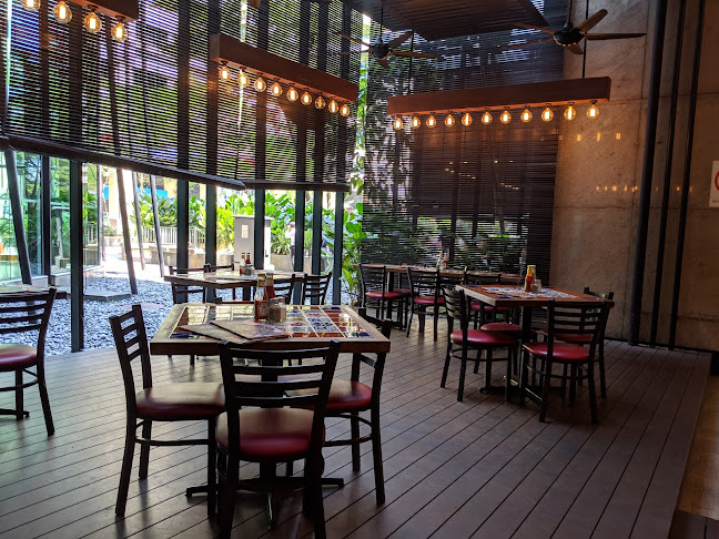 Comentarii opinii despre Chili's Grill & Bar Mid Valley