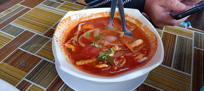 Zanis Seafood And Tomyam - Gastronomi dan perhotelan