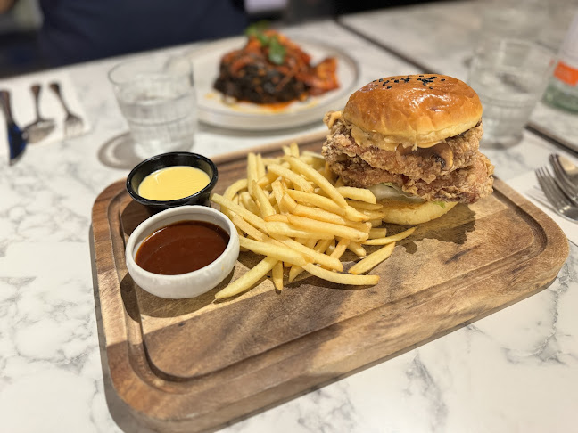 Naj & Belle Cafe Bangsar