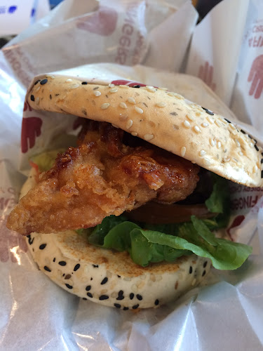 Opinii despre 4Fingers Crispy Chicken Gurney Paragon în George Town - Gastronomi dan perhotelan