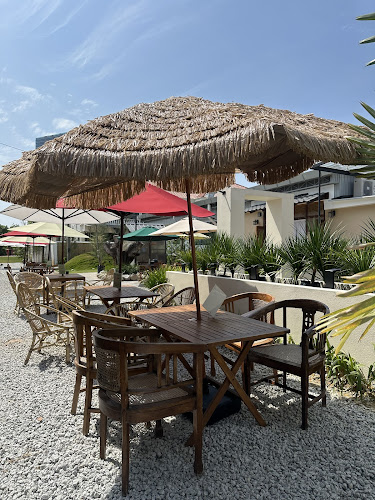 The Palm Cafe & Bistro