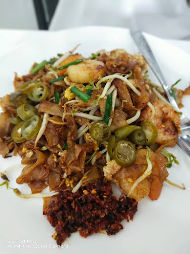 Comentarii opinii despre Hikmah FameLee