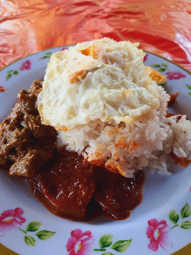 Opinii despre Nasi Lemak Kak Zaza @ Hj Yatim în Petaling Jaya - Gastronomi dan perhotelan