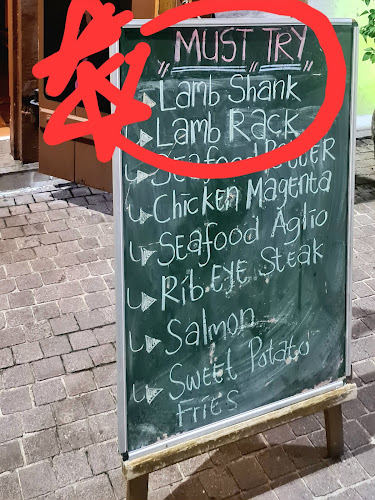 Opinii despre Magenta Restaurant în Kuching - Gastronomi dan perhotelan