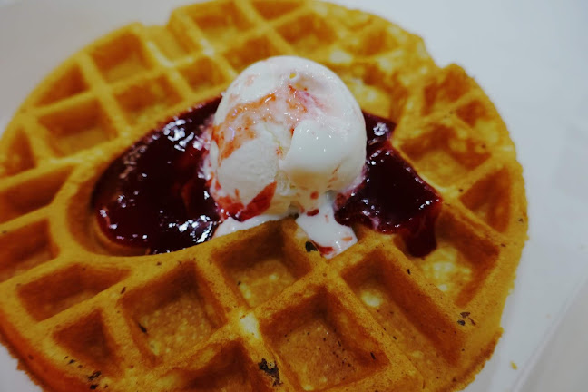 Comentarii opinii despre A&W 1st Avenue